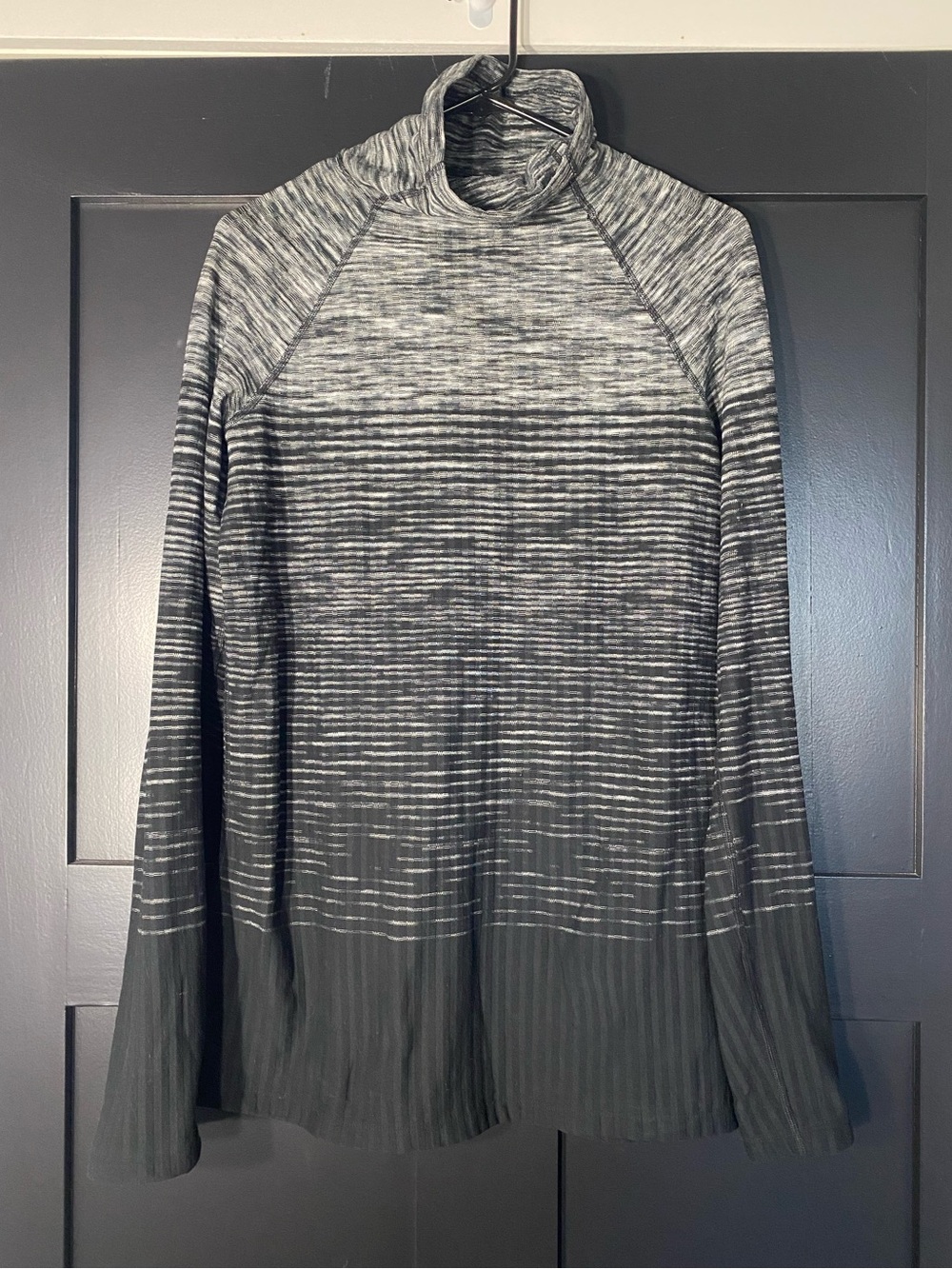 4/$16 Nike Hyperwarm Long Sleeve